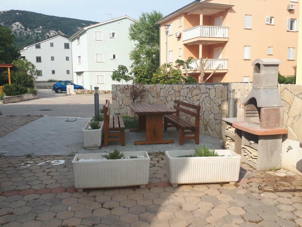 Apartment Lovorka 5 Baska  Ngoại thất bức ảnh